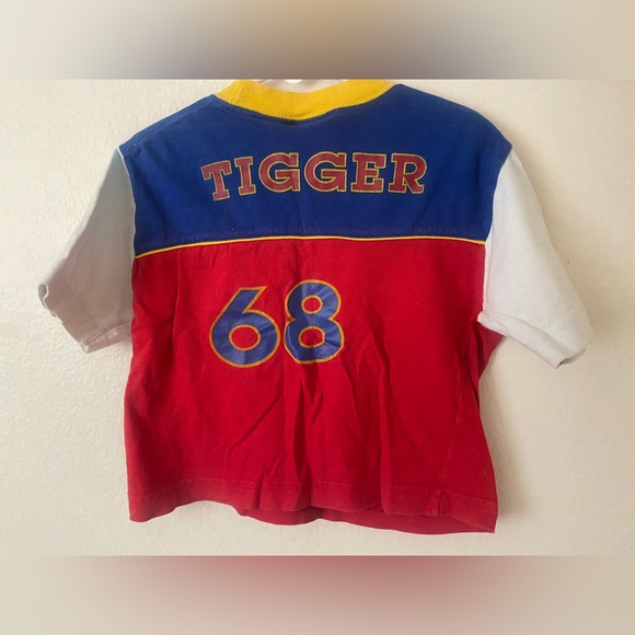 Vintage Disney Store Tigger Tee - Picture 2 of 5